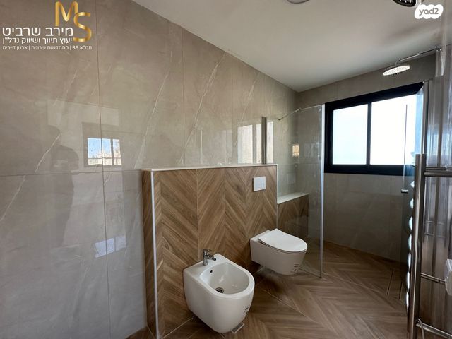 גג/ פנטהאוז, אחוזה, חיפה