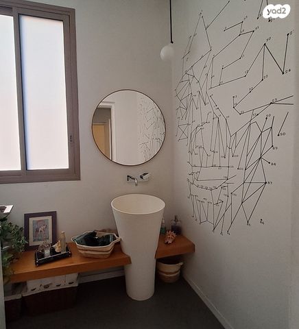 גג/ פנטהאוז, הוד השרון