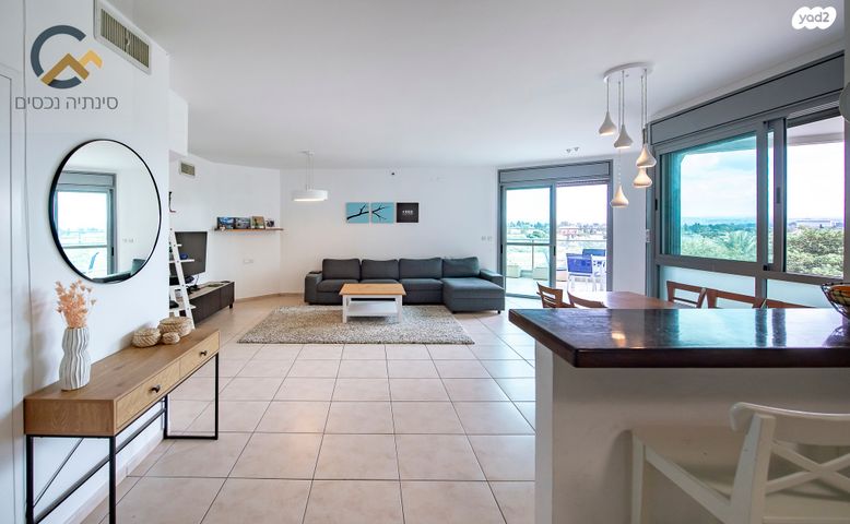 דירה, רמות מנחם, הוד השרון