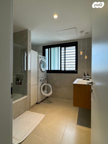 דירה, גבע, ארלוזורוב, גבעתיים