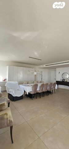 דירה, נתניה