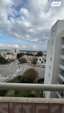 דירה, שדרות פנחס לבון 22, נתניה