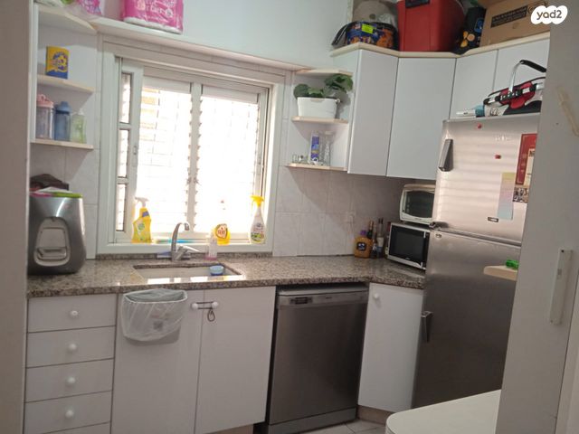 דירה, זכריה הרופא, חולון