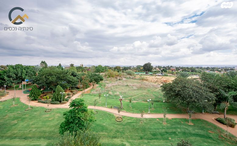 דירה, רמות מנחם, הוד השרון