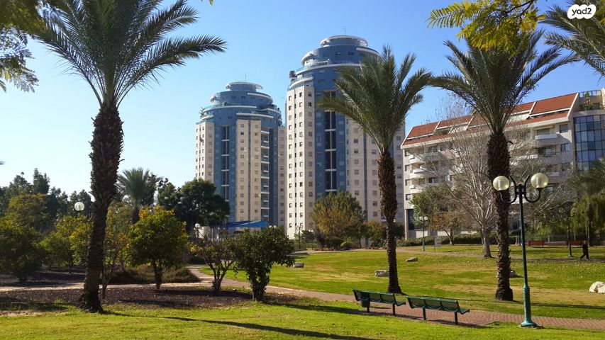 דירה, טווס 3, רמות מנחם, הוד השרון