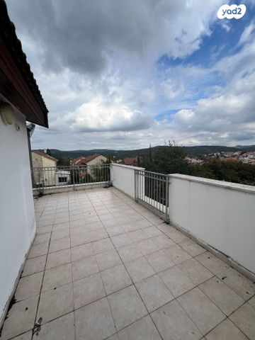 דו משפחתי, מעלות תרשיחא