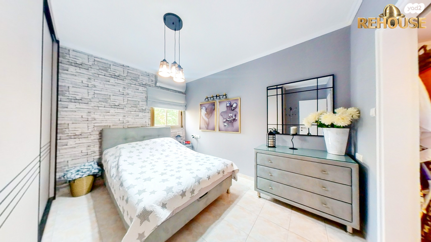 דירה, דולפין, חולון