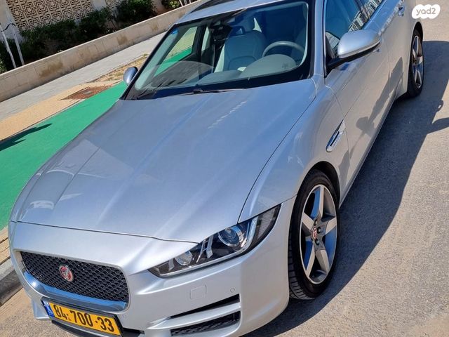 מודעת רכב יגואר XE
