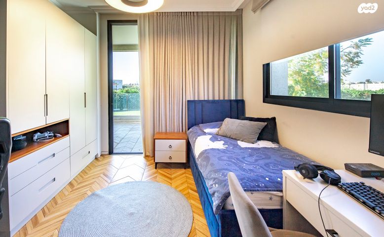 דו משפחתי, הדר גנים, פתח תקווה