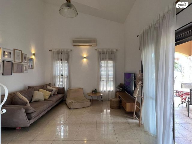 בית פרטי/ קוטג', אילון, אילון