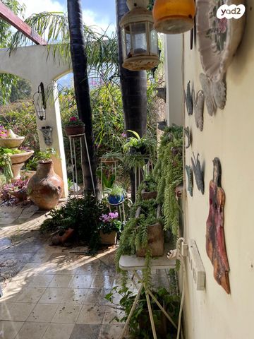 בית פרטי/ קוטג', מרכז פרדס חנה, פרדס חנה כרכור