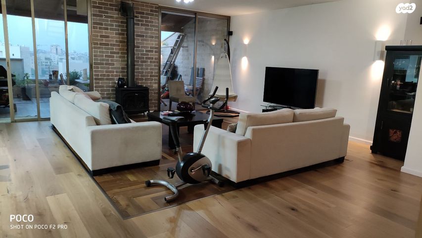 דופלקס, נתן ברניצקי, רמז, מערב ותיק, ראשון לציון