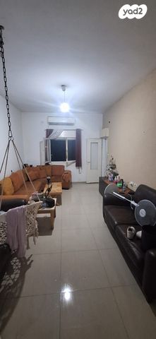 דירה, הגיבורים 30, חליסה, חיפה