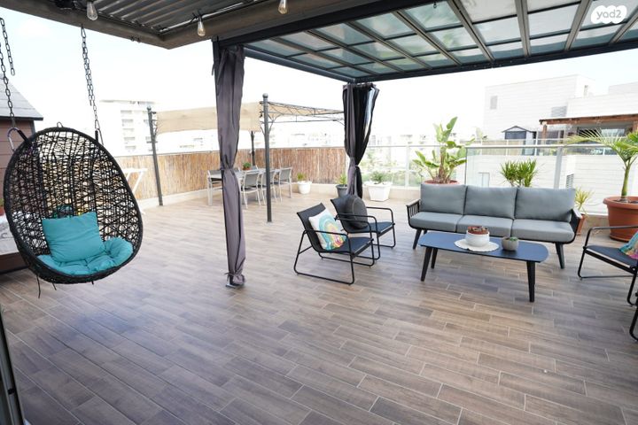 גג/ פנטהאוז, מפל התנור, שקמים ואגמים, אשקלון