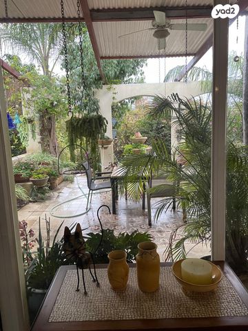 בית פרטי/ קוטג', מרכז פרדס חנה, פרדס חנה כרכור