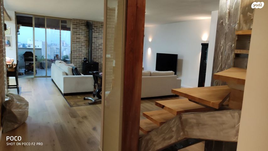 דופלקס, נתן ברניצקי, רמז, מערב ותיק, ראשון לציון