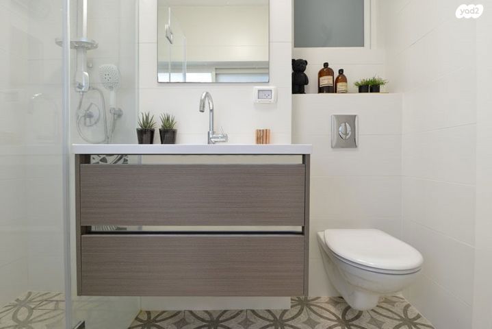 דירה, אליעזר קפלן, גני שרונה, קרית הממשלה, תל אביב יפו