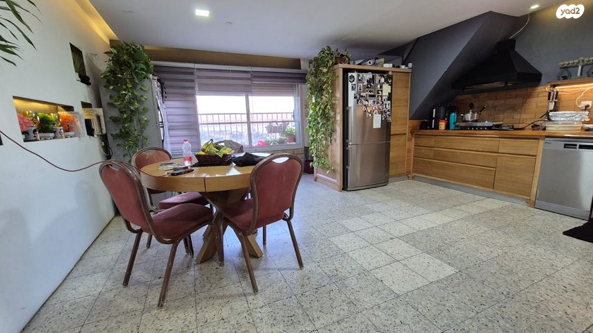 דירה, עליזה בגין, קרית משה, טבריה