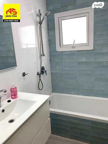 גג/ פנטהאוז, הל"ה, קרית ויצמן, רעננה