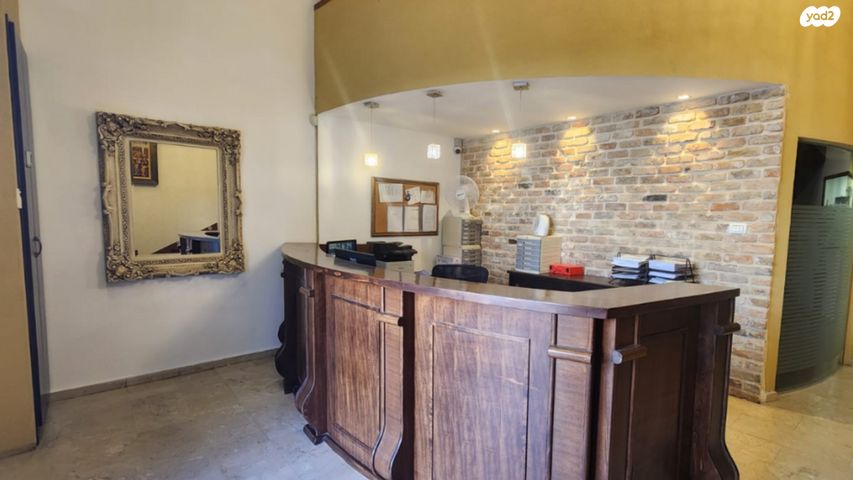 מבני תעשיה, ראש העין