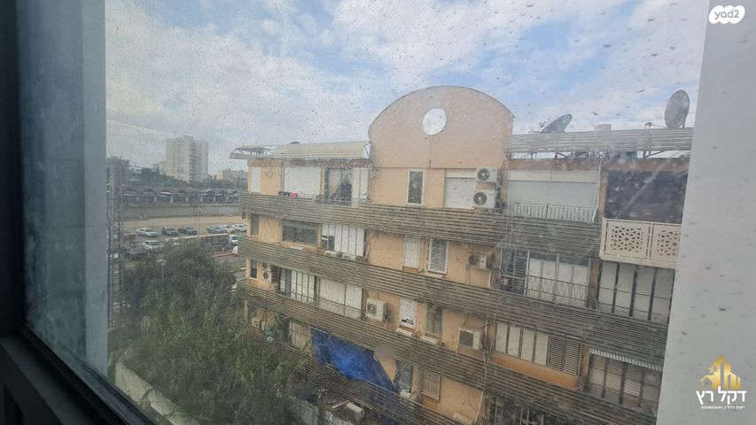 משרדים, הרצל, עכו