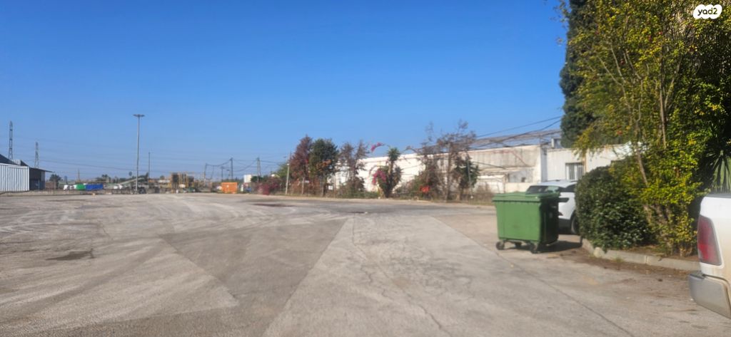 מגרשים, חדרה