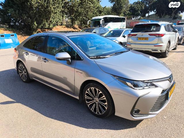 טויוטה קורולה