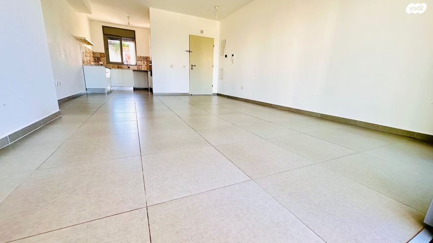 דירה, יאיר רוזנבלום, נווה זמר, רעננה