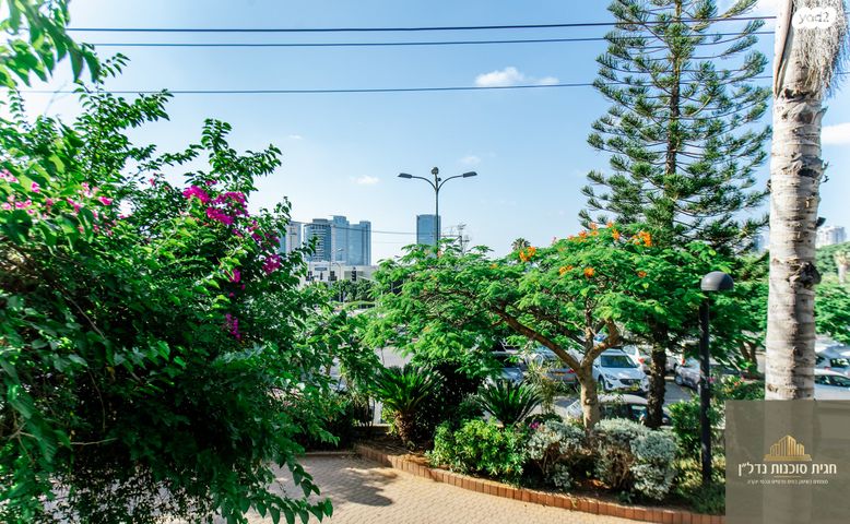 בית פרטי/ קוטג', נווה עוז, פתח תקווה