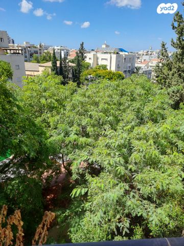 דירה, כפר סבא