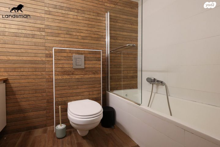 דירה, יעקב קרול 18, קרול, פתח תקווה