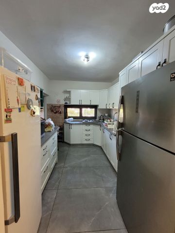 דירה, משעול השיר, שיכוני מזרחי, כפר סבא