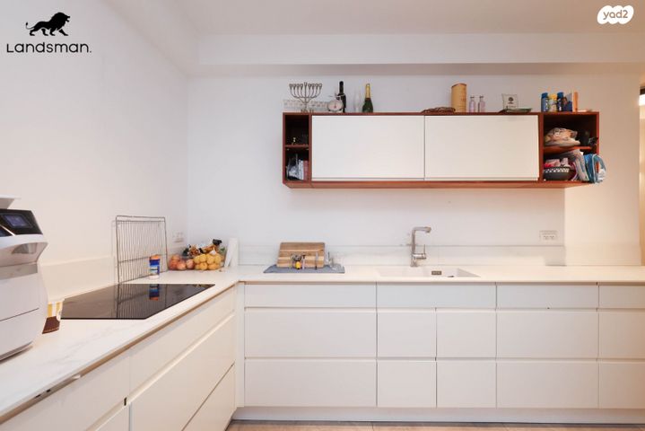 דירה, יעקב קרול 18, קרול, פתח תקווה