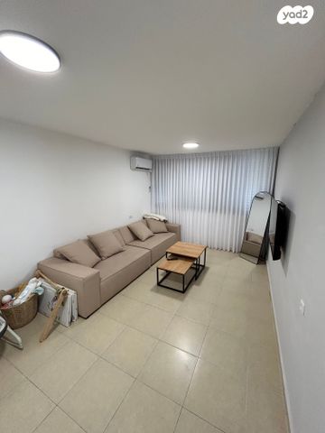 דירה, רחבת השל"ה, שכונה י"א, באר שבע