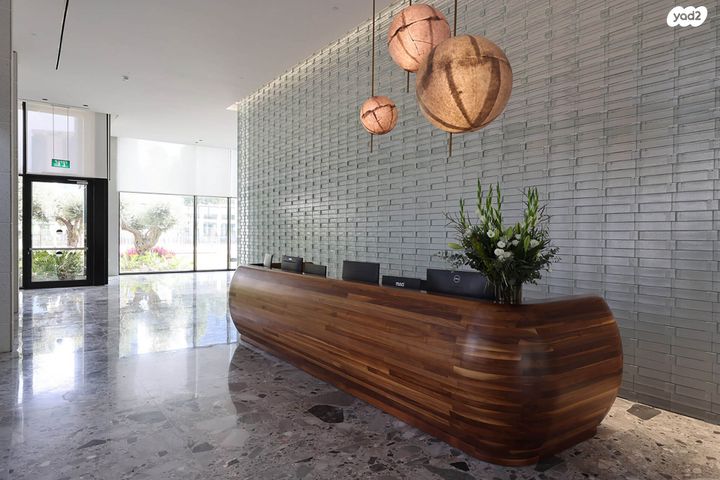 דירה, ניסים אלוני, צמרות איילון, פארק צמרת, תל אביב יפו