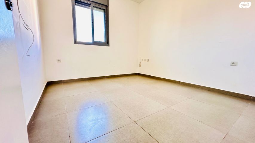 דירה, יאיר רוזנבלום, נווה זמר, רעננה