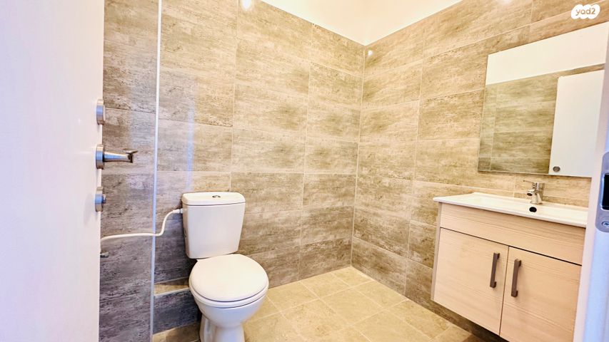 דירה, יאיר רוזנבלום, נווה זמר, רעננה