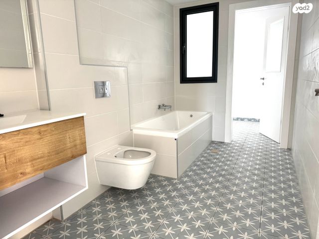 דירה, בר כוכבא, נווה ישראל, הרצליה