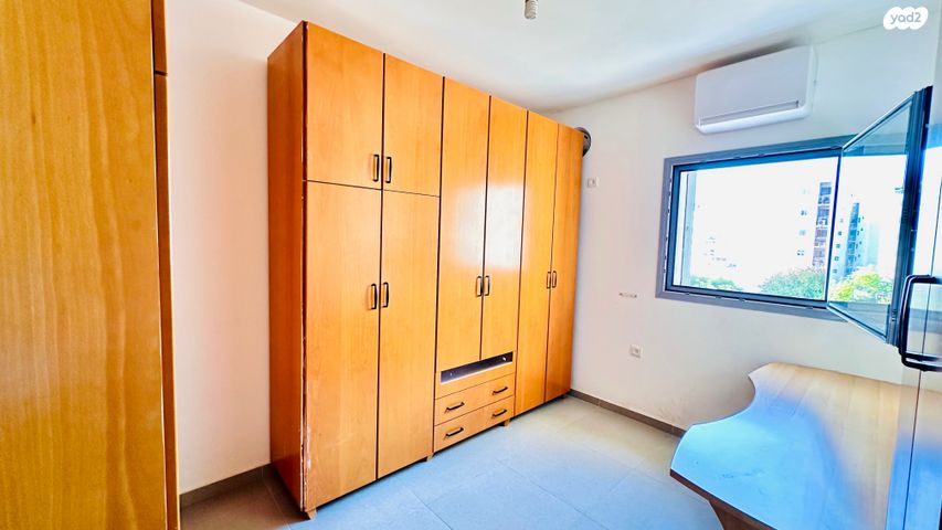 דירה, יאיר רוזנבלום, נווה זמר, רעננה