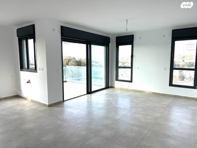 דירה, בר כוכבא, נווה ישראל, הרצליה