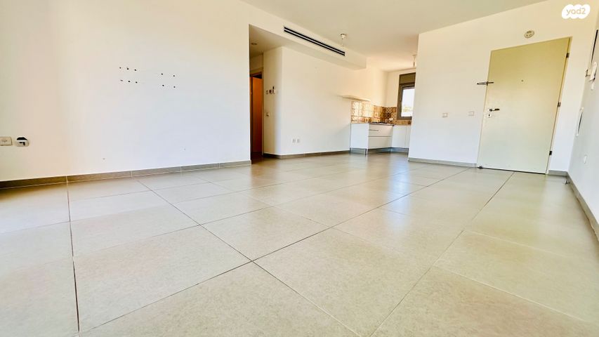 דירה, יאיר רוזנבלום, נווה זמר, רעננה