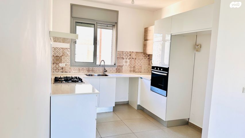 דירה, יאיר רוזנבלום, נווה זמר, רעננה