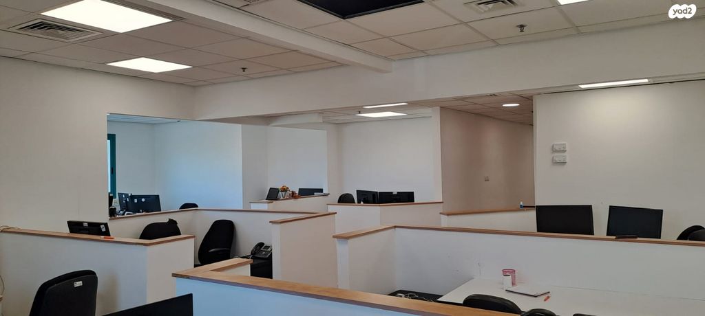 משרדים, הוד השרון