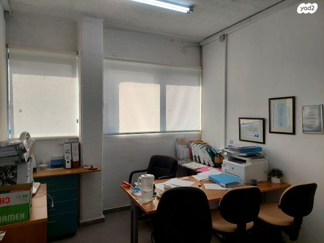 אולמות, גיל עמל, הוד השרון