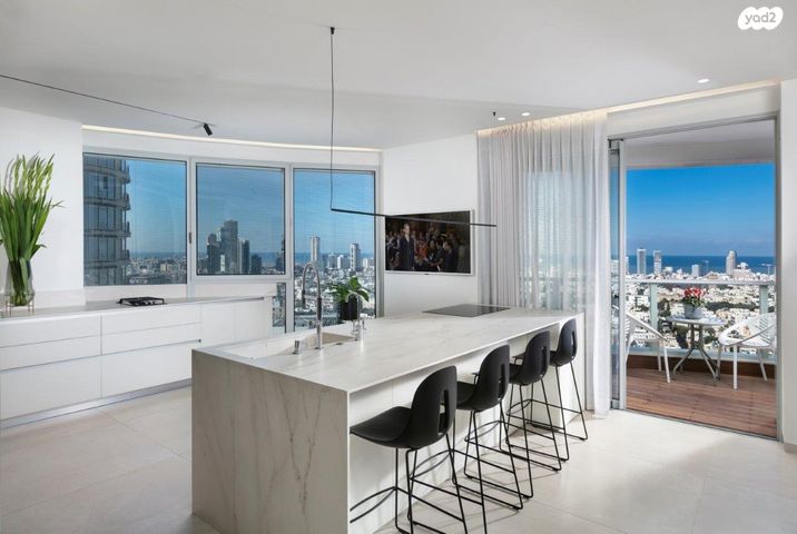 דירה, גרציאני יצחק, גני שרונה, קרית הממשלה, תל אביב יפו