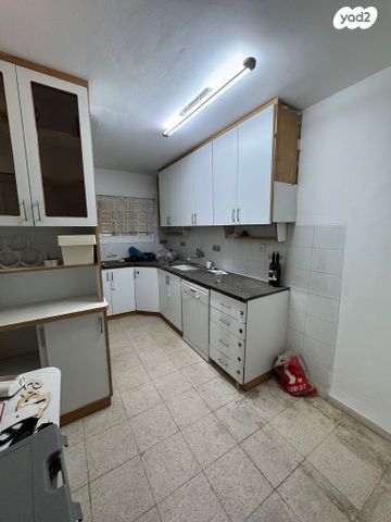ישראל בר יהודה 10