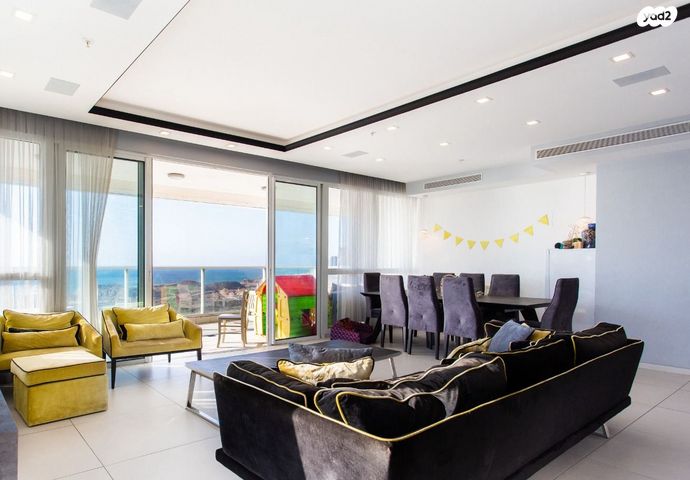 גג/ פנטהאוז, עוזי חיטמן 5, עיר ימים, נתניה