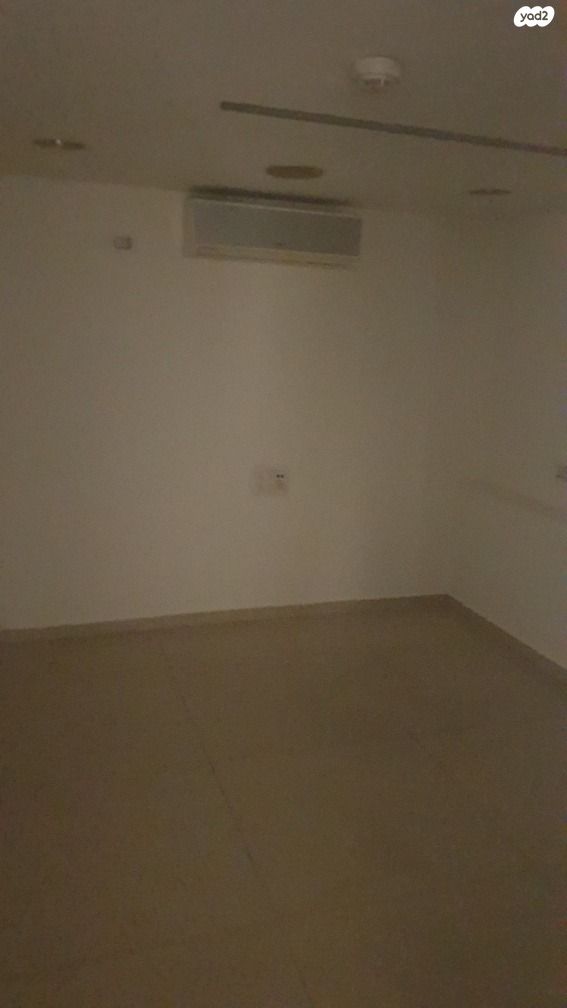 משרדים, דרך זאב ז'בוטינסקי, שכונת חשמונאים, מרכז העיר א, רמת גן