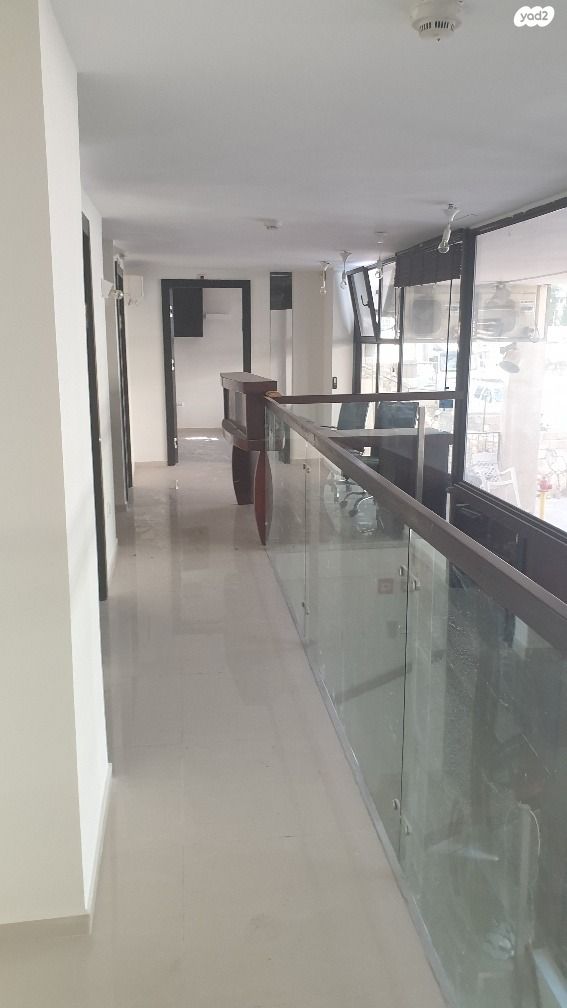 משרדים, דרך זאב ז'בוטינסקי, שכונת חשמונאים, מרכז העיר א, רמת גן