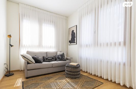 דירה, מרדכי צבי מנה, טלביה, קוממיות, ירושלים